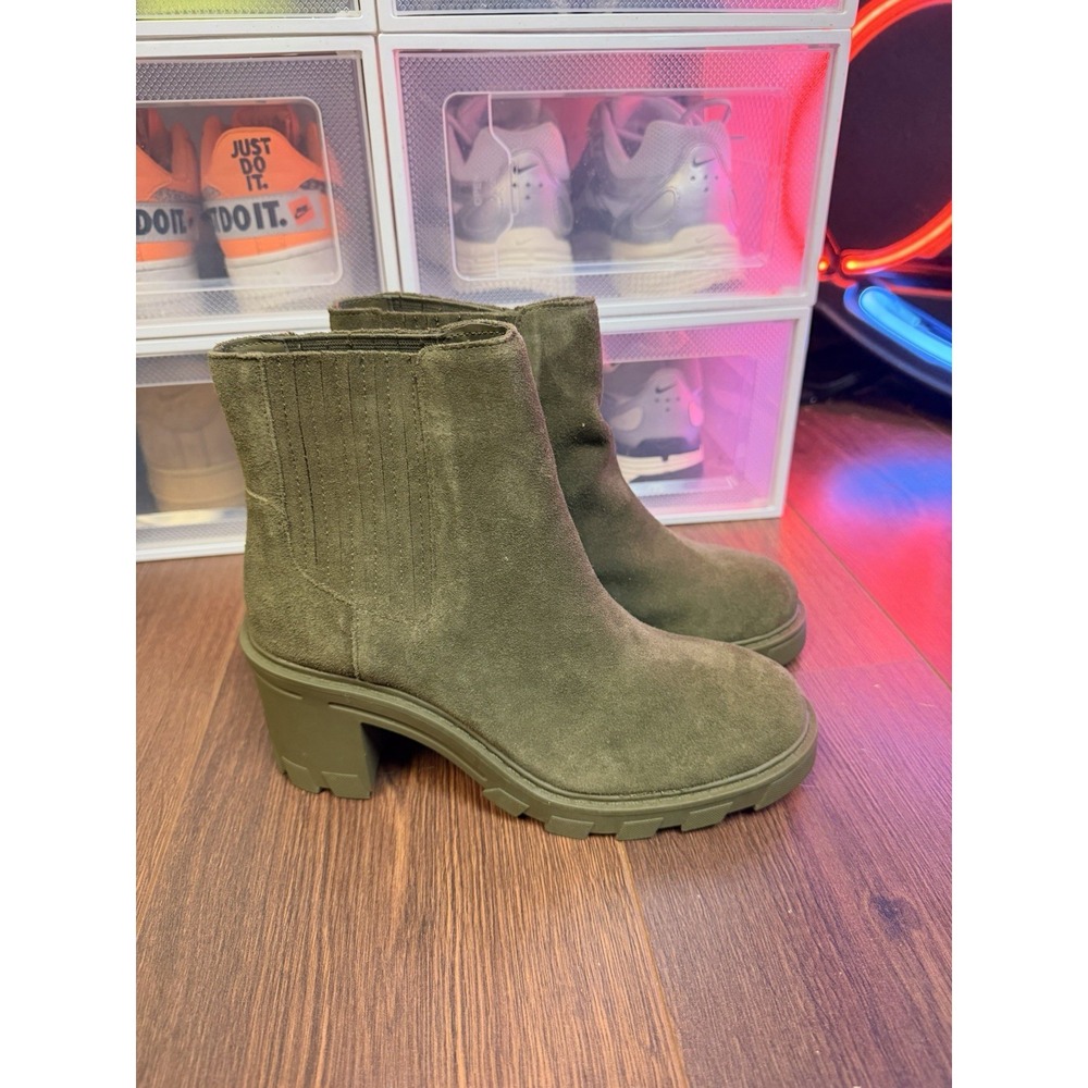 Chelsea boot